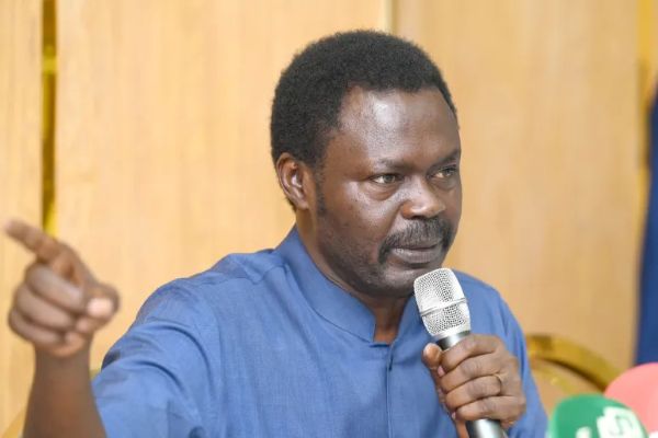 السودان – مناوي للجزيرة نت: نخشى وجود أجندة سرية وراء الهدنة