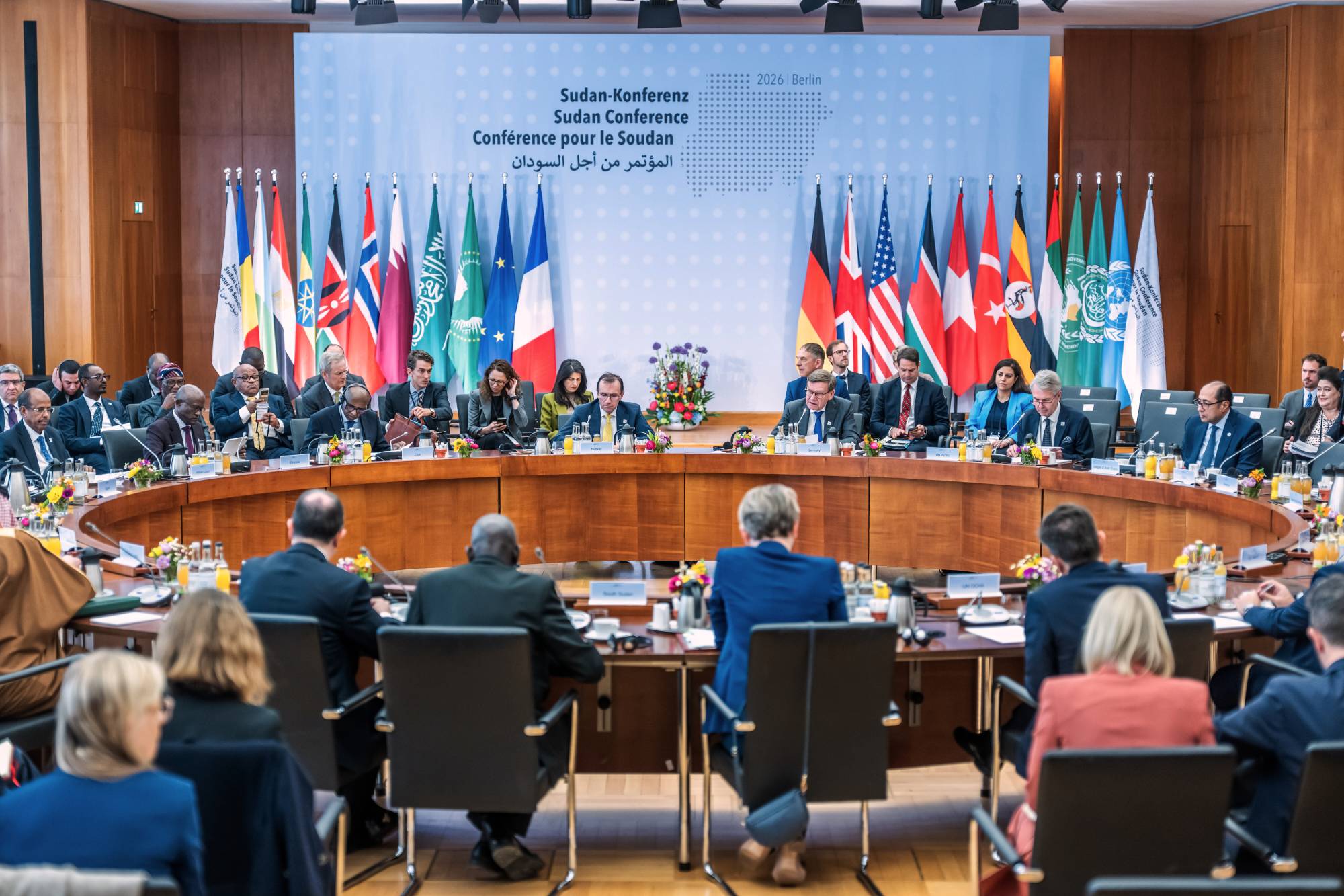 السودان – مؤتمر برلين يتعهد بـ 1.3 مليار يورو لدعم السودان “إنسانياً”