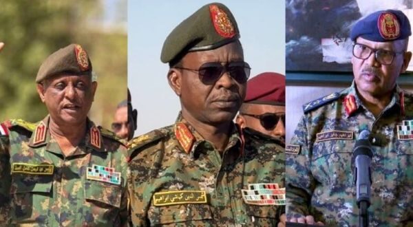 البرهان يعفي نائبه ومساعديه في قيادة الجيش السوداني .. أعاد تعيين كباشي وجابر وميرغني مساعدين له